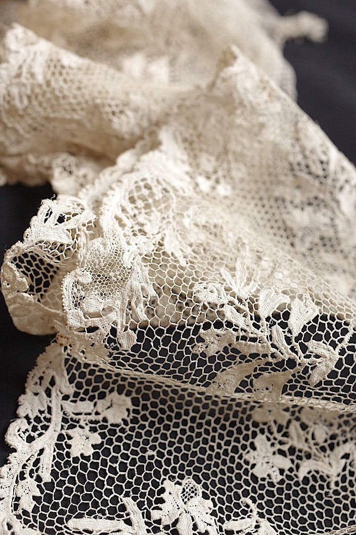 dentelle アンティークレース　アランソン　290cm .FR a l'epoque