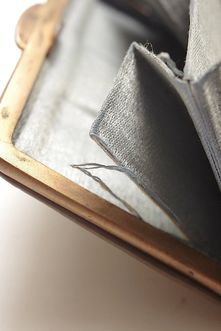 porte-monnaie antique アンティーク petit sac　コイン入れ .FR a l'epoque