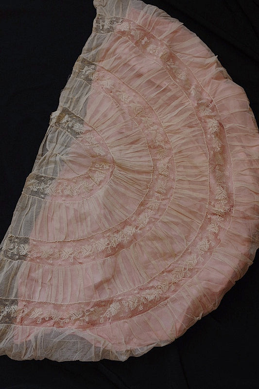 dentelle antique antique lace half moon shaped cushion cover