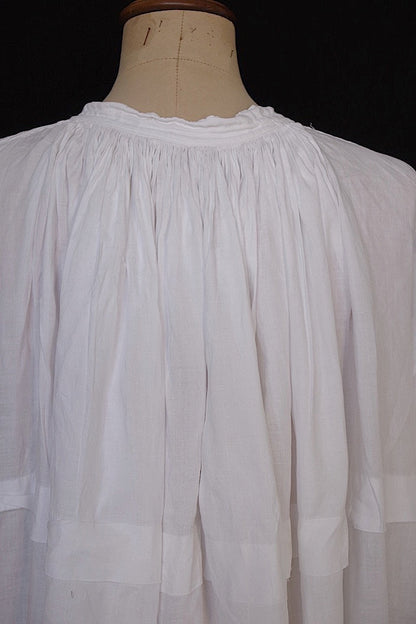 vetement antique アンティーク　教会チュニック　aube2 .FR a l'epoque