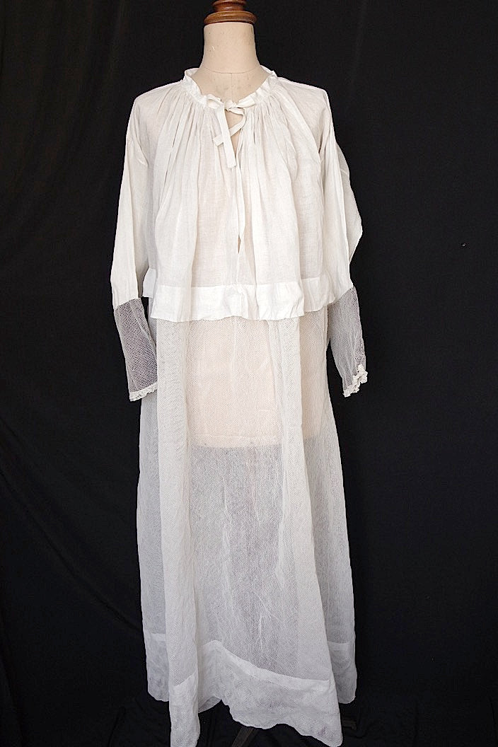 vetement antique アンティーク　教会チュニック　aube4 .FR a l'epoque