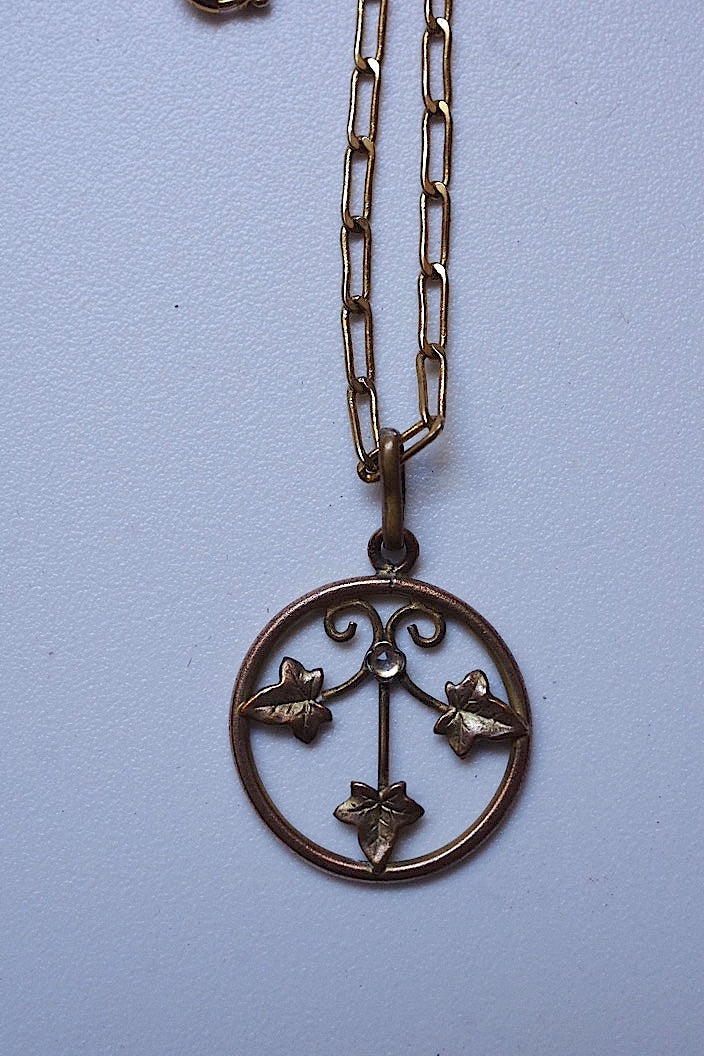 collier antique pendentif antique 2