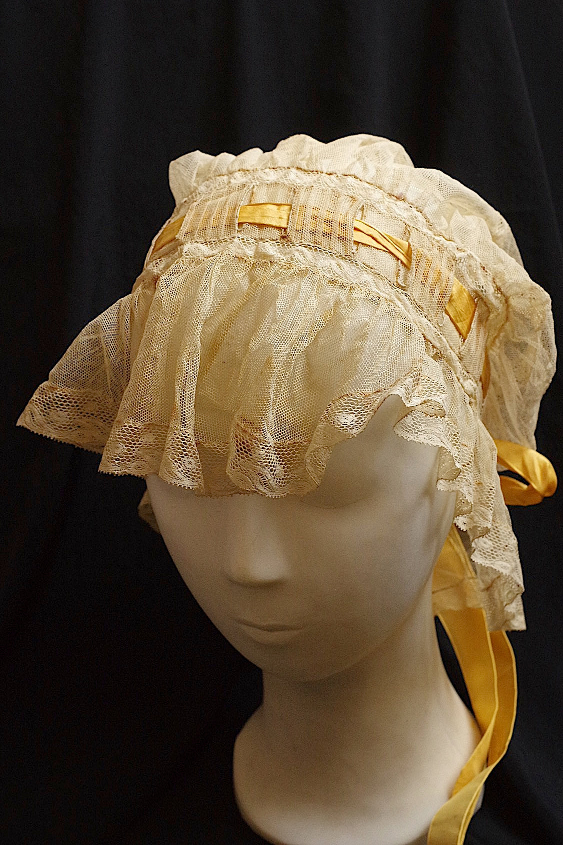 bonnet antique アンティークボネ