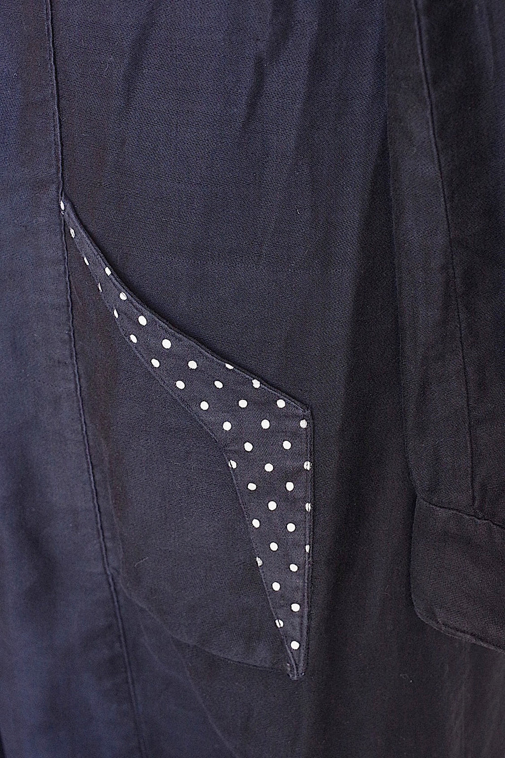 vêtement vintage ヴィンテージ　ワンピース noir .FR a l'epoque