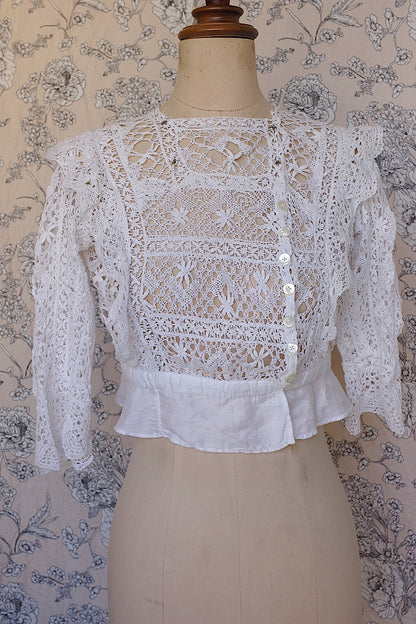 vêtement antique アンティークブラウス　ボビンレース　2 .FR a l'epoque