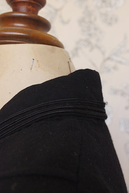 vêtement antique アンティークジャケット　veste noir .FR a l'epoque