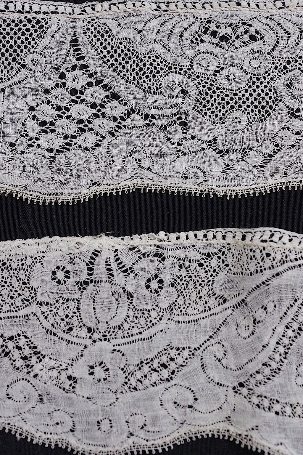 dentelle antique アンティークレースバンシュ　100cm 50cm .FR a l'epoque