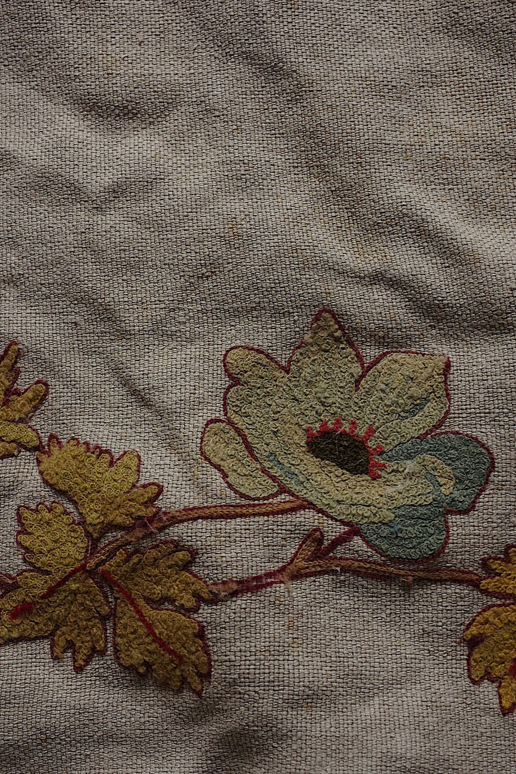 limge de maison antique アンティーク刺繍クロス .FR a l'epoque
