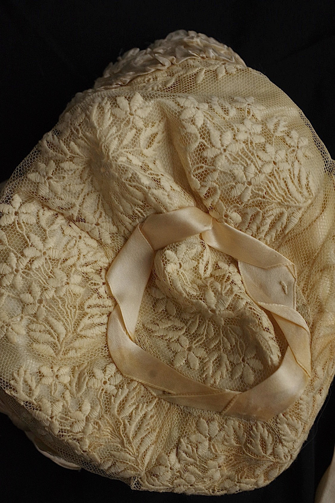 dentelle antique アンティークレース　bonnet ボネ　1 .FR a l'epoque