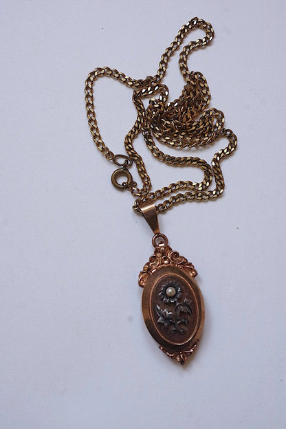 collier antique アンティークペンダント .FR a l'epoque