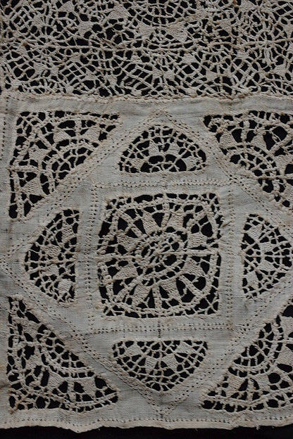 アンティークレース dentelle antique フィレレース　2 .FR a l'epoque