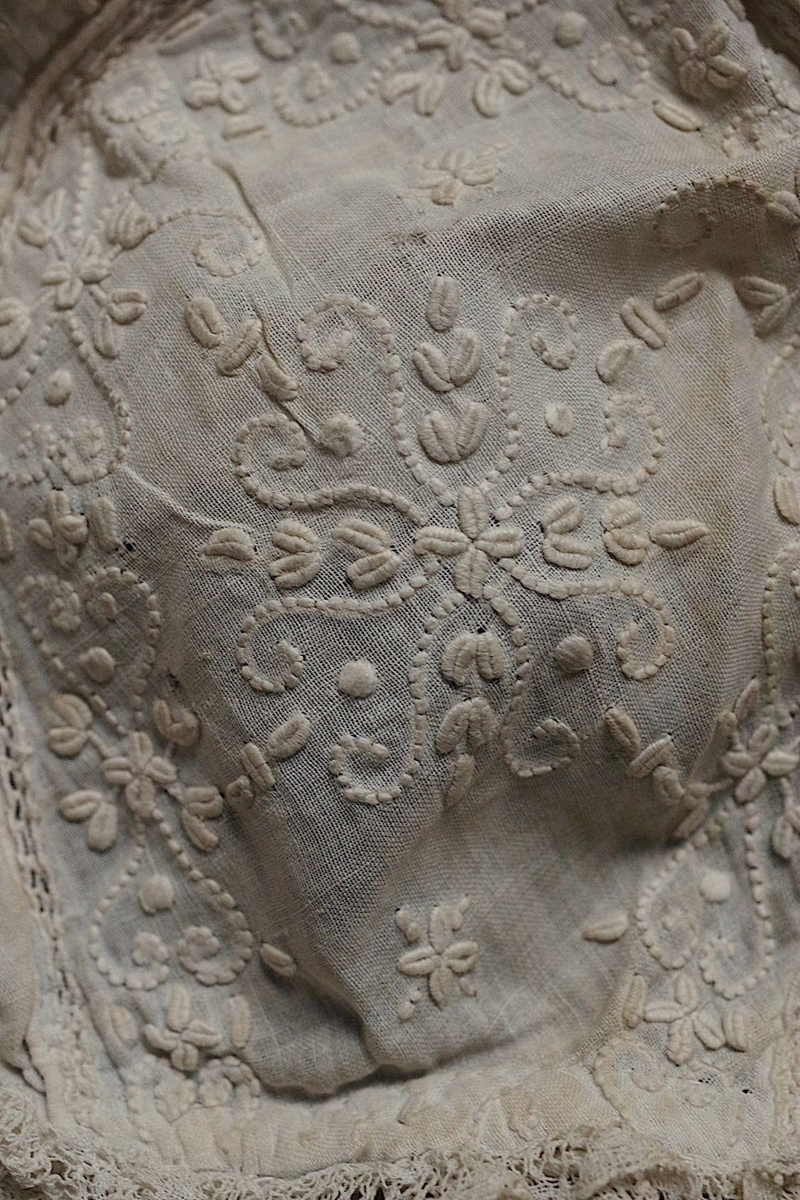 アンティークレース　dentelle antique アンティーク刺繍ボネ