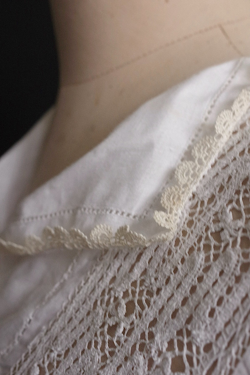 アンティークブラウス　vêtement antique アンティークレースブラウス .FR a l'epoque