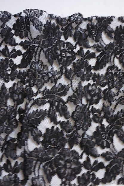 アンティークレースdentelle antique アンティークレース クロ　サンプルハギレ .FR a l'epoque