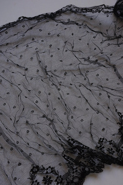 アンティークレースdentelle antique アンティークレース クロ　サンプルハギレ .FR a l'epoque