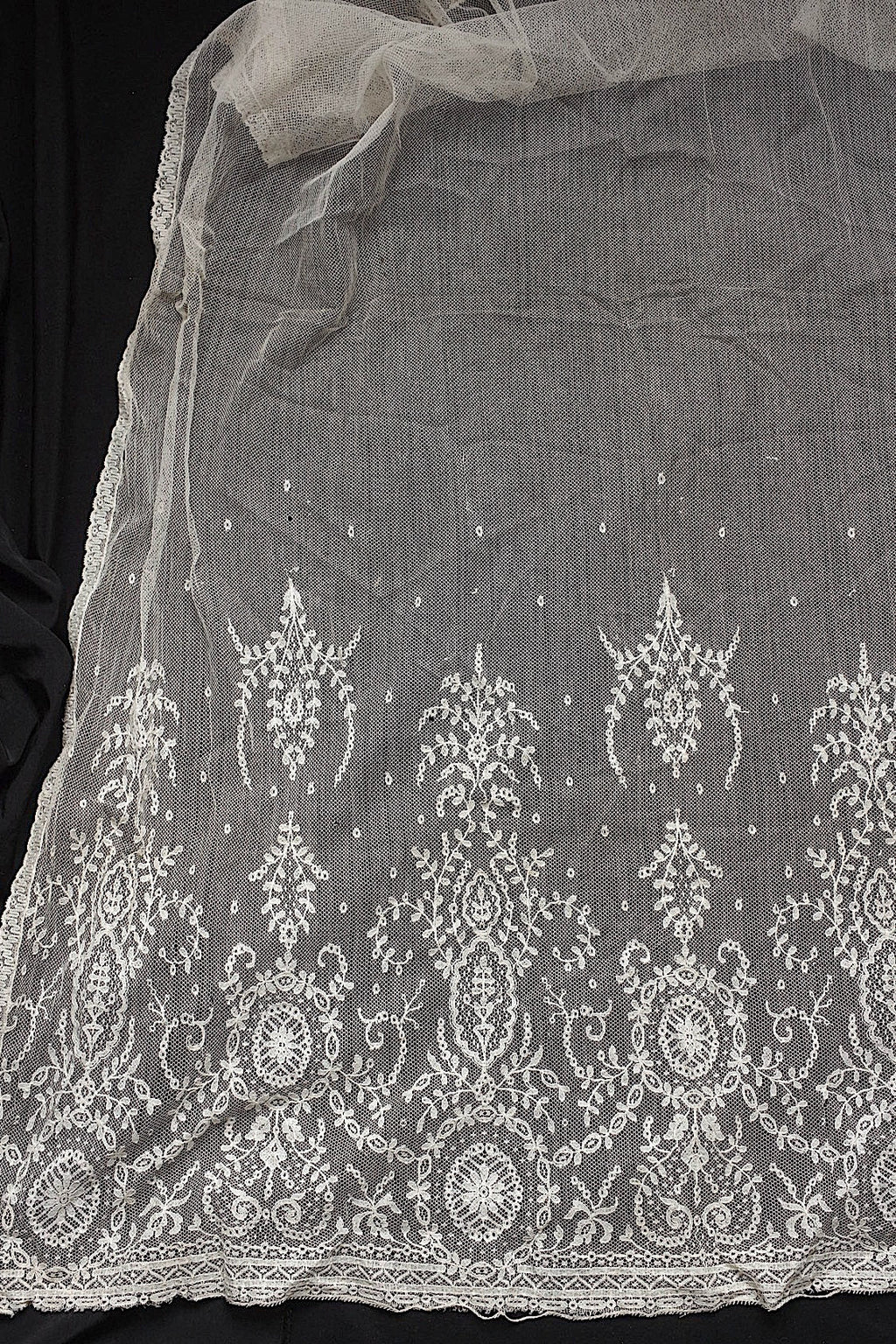 アンティークレース　dentelle antique アンティークレース　ベール .FR a l'epoque