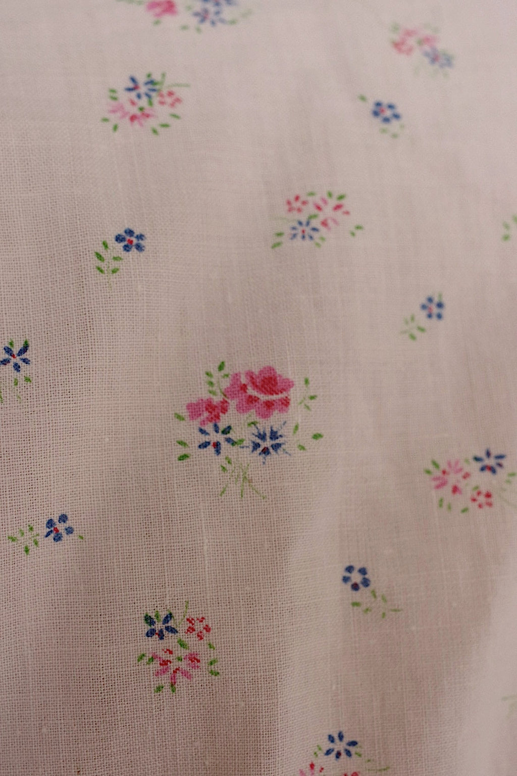 ヴィンテージ古着　vêtement vintage ヴィンテージ花柄ブラウス .FR a l'epoque