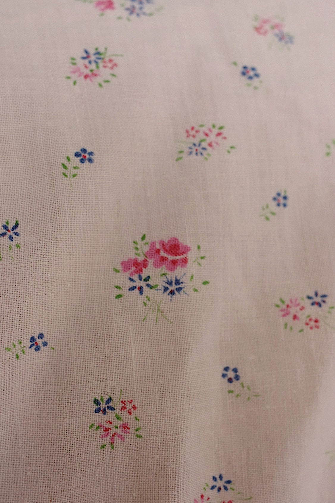 ヴィンテージ古着　vêtement vintage ヴィンテージ花柄ブラウス .FR a l'epoque
