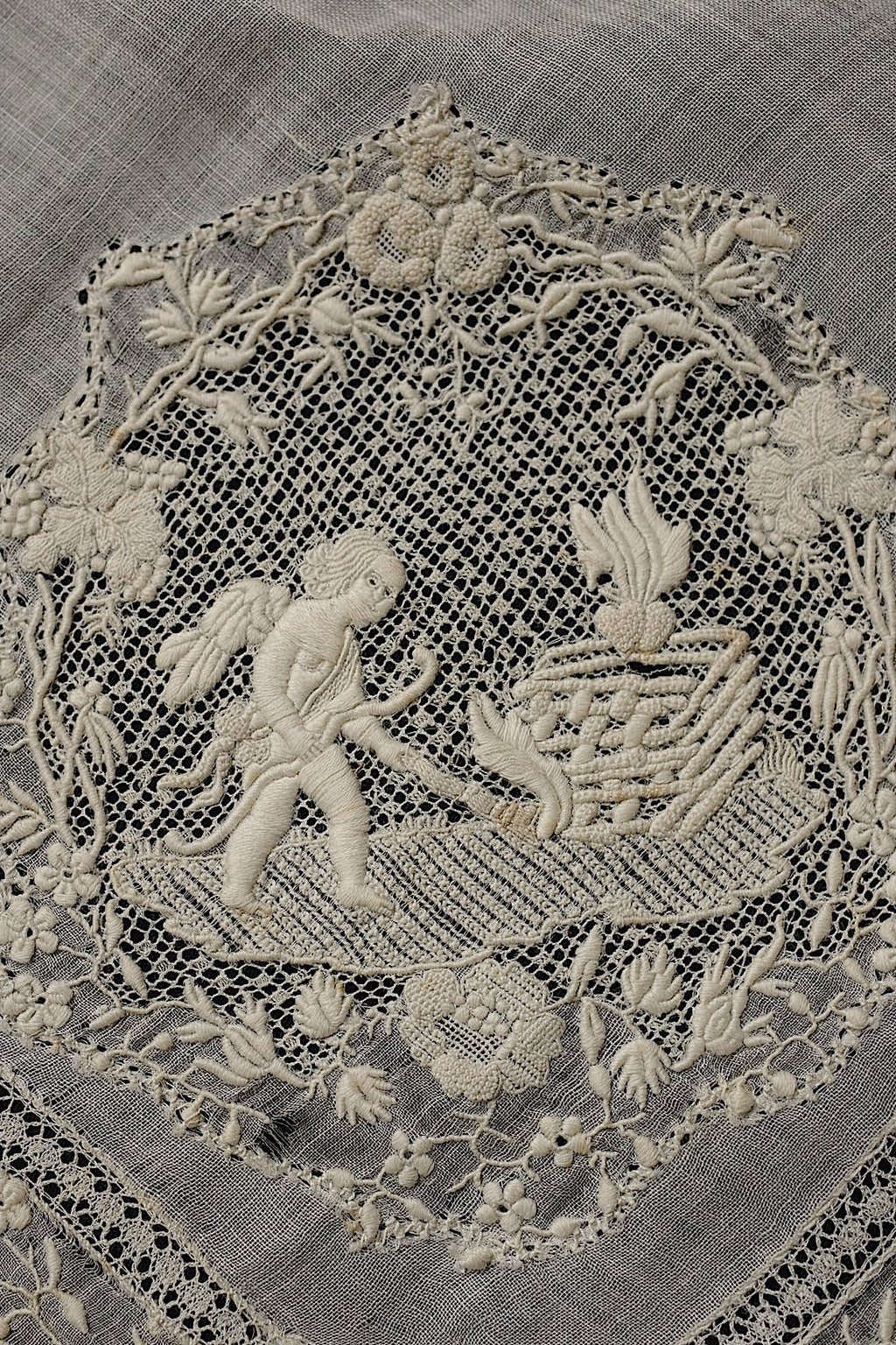 アンティークハンカチ　mouchoir  antique アンティーク刺繍　ハンカチ3 .FR a l'epoque