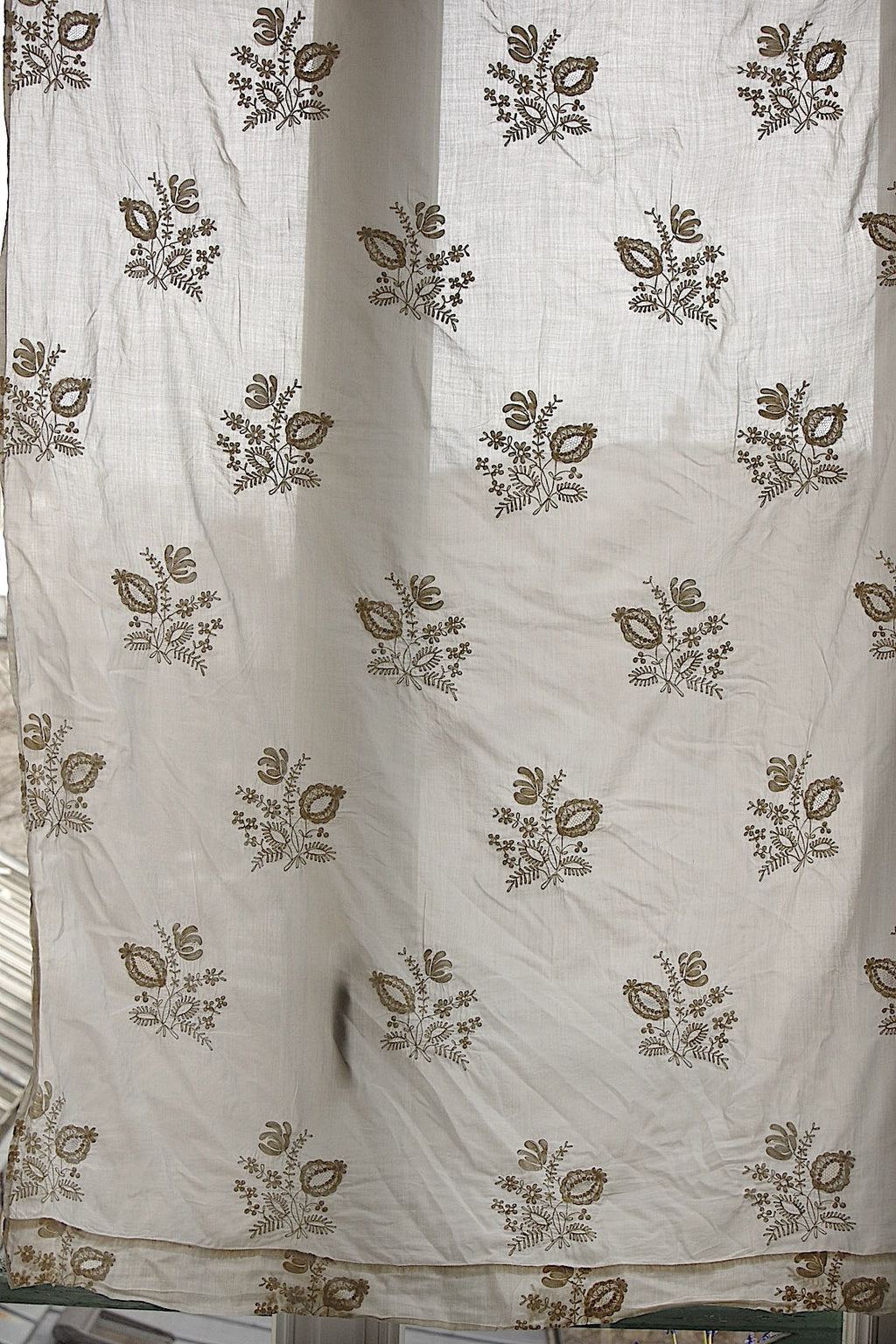 アンティークカーテン　antique linge de maison 　 .FR a l'epoque