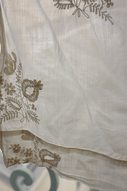 アンティークカーテン　antique linge de maison 　 .FR a l'epoque
