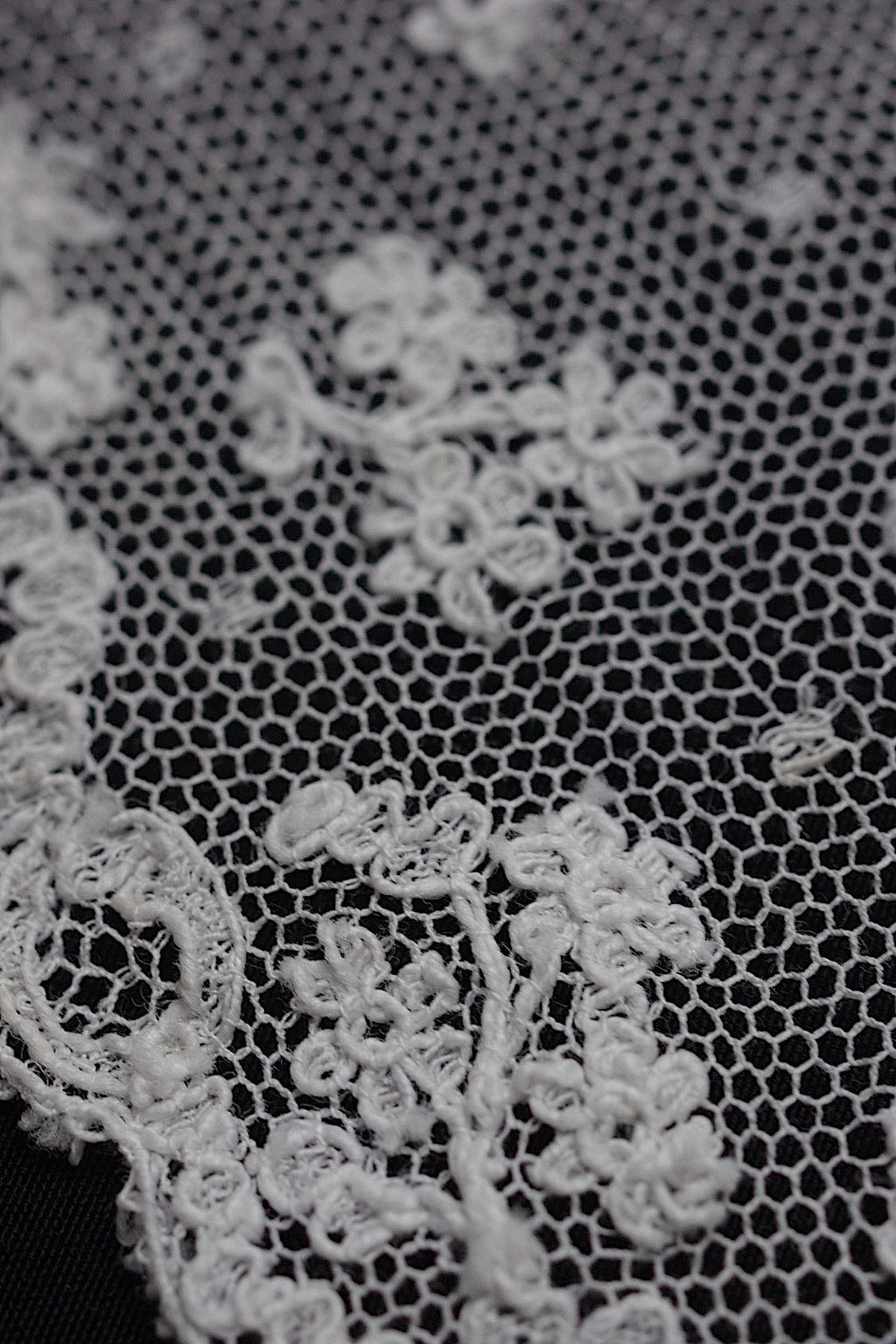 アンティークレース　dentelle  antique アンティークレース　2種類　5本 .FR a l'epoque