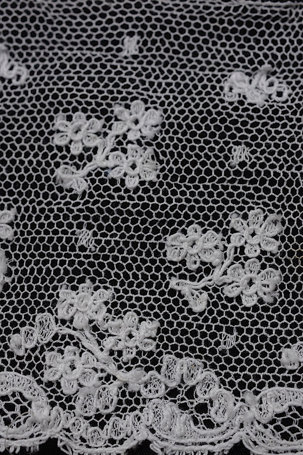 アンティークレース　dentelle  antique アンティークレース　2種類　5本 .FR a l'epoque