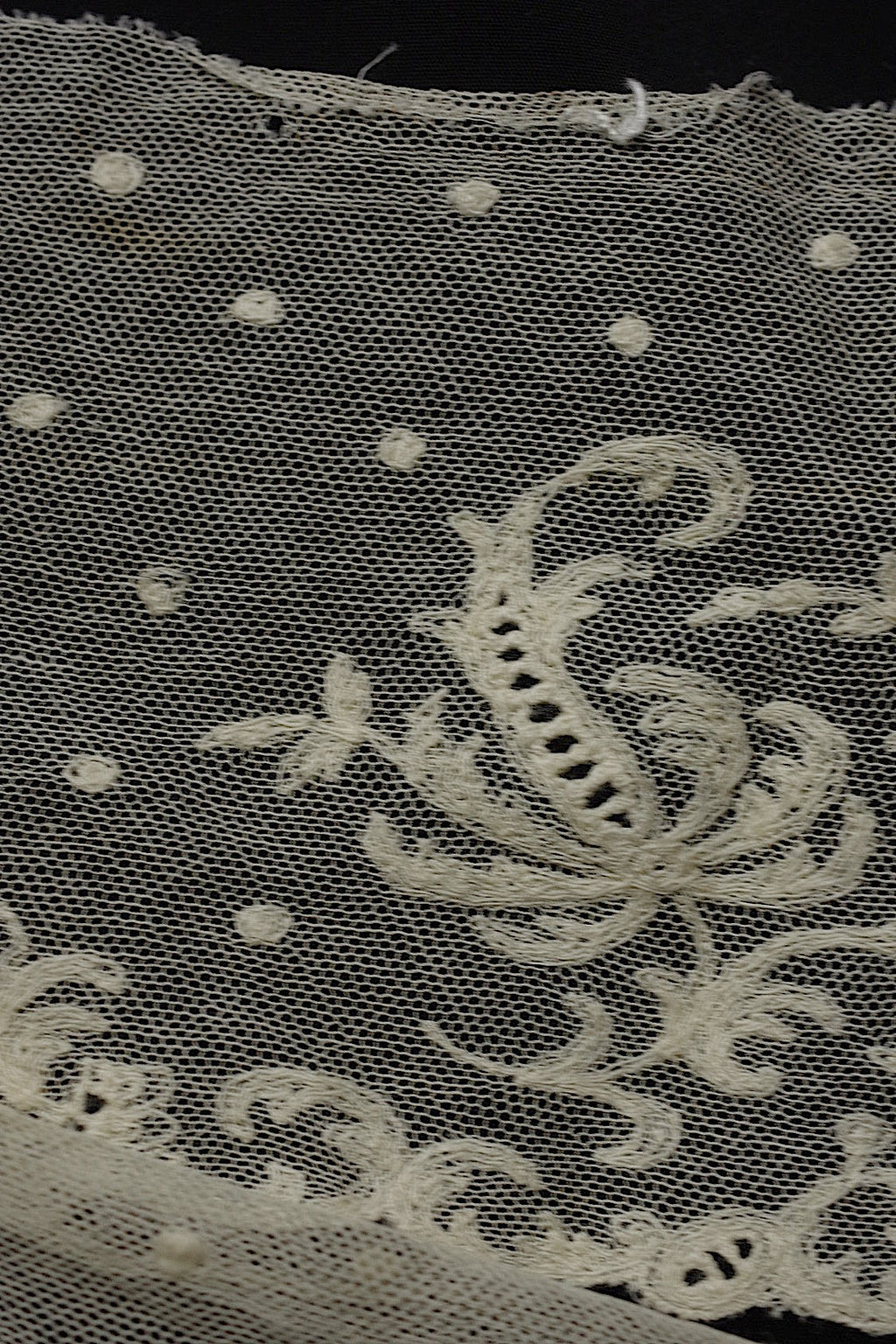 アンティークレース　dentelle  antique アンティークレース　2種類　5本 .FR a l'epoque