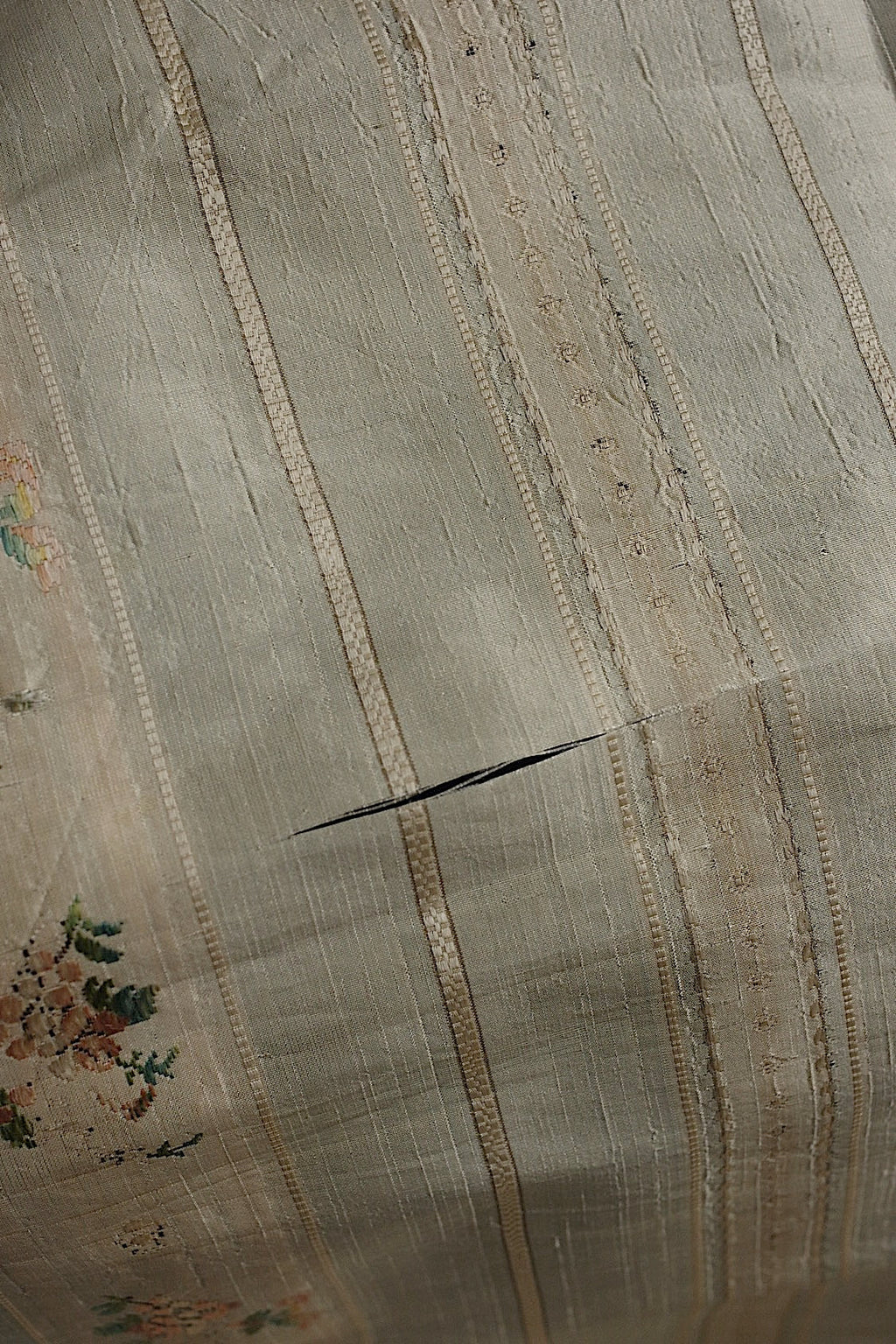 アンティーク生地　tissu antique アンティークシルク生地1 .FR a l'epoque