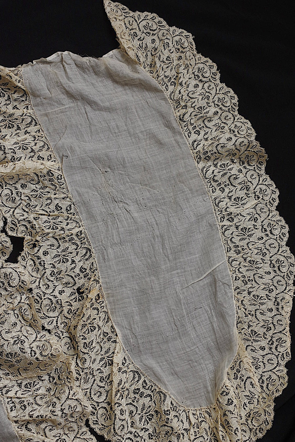 アンティークレース　dentelle antique アンティークレース　ハギレ　素材用 .FR a l'epoque