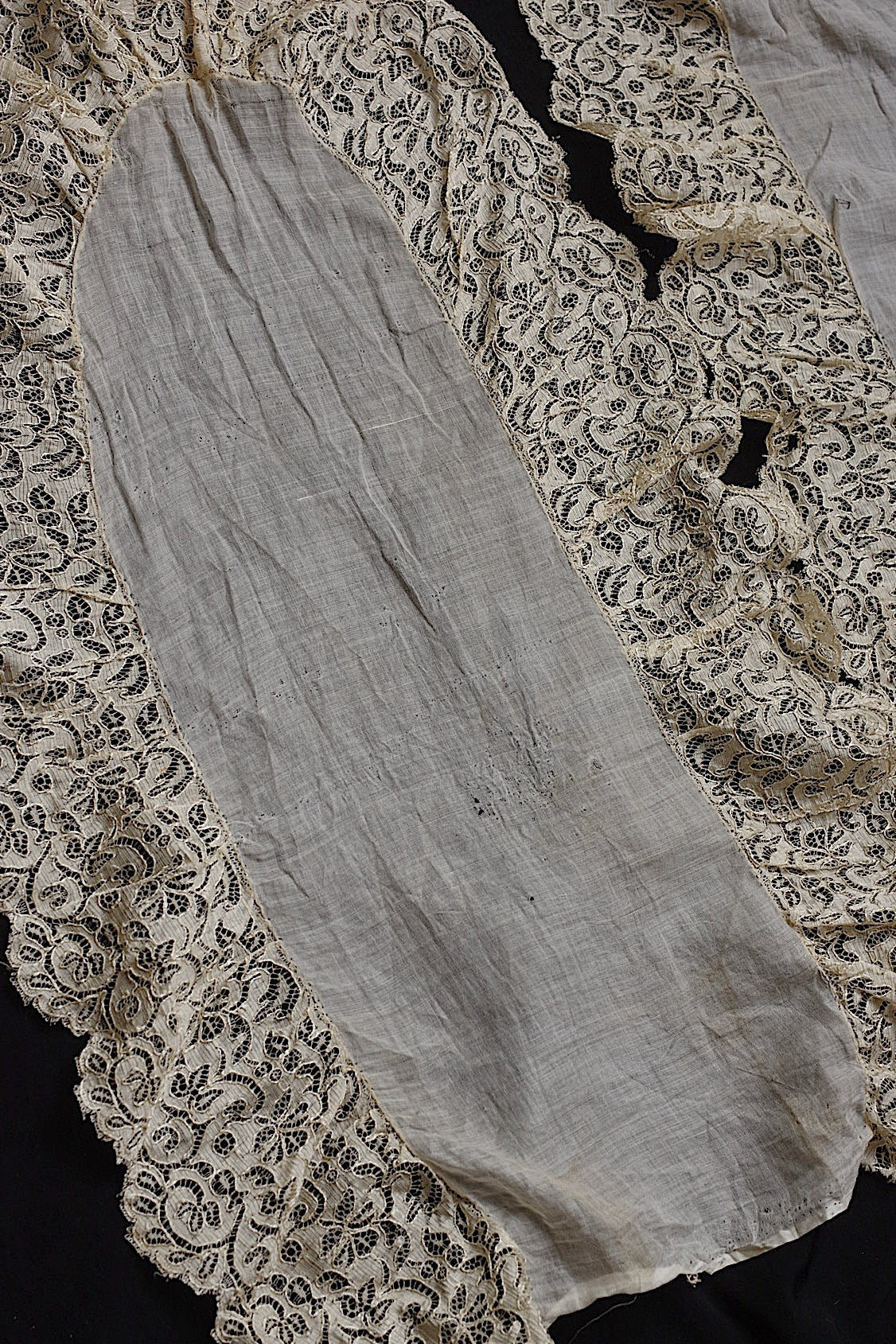 アンティークレース　dentelle antique アンティークレース　ハギレ　素材用 .FR a l'epoque