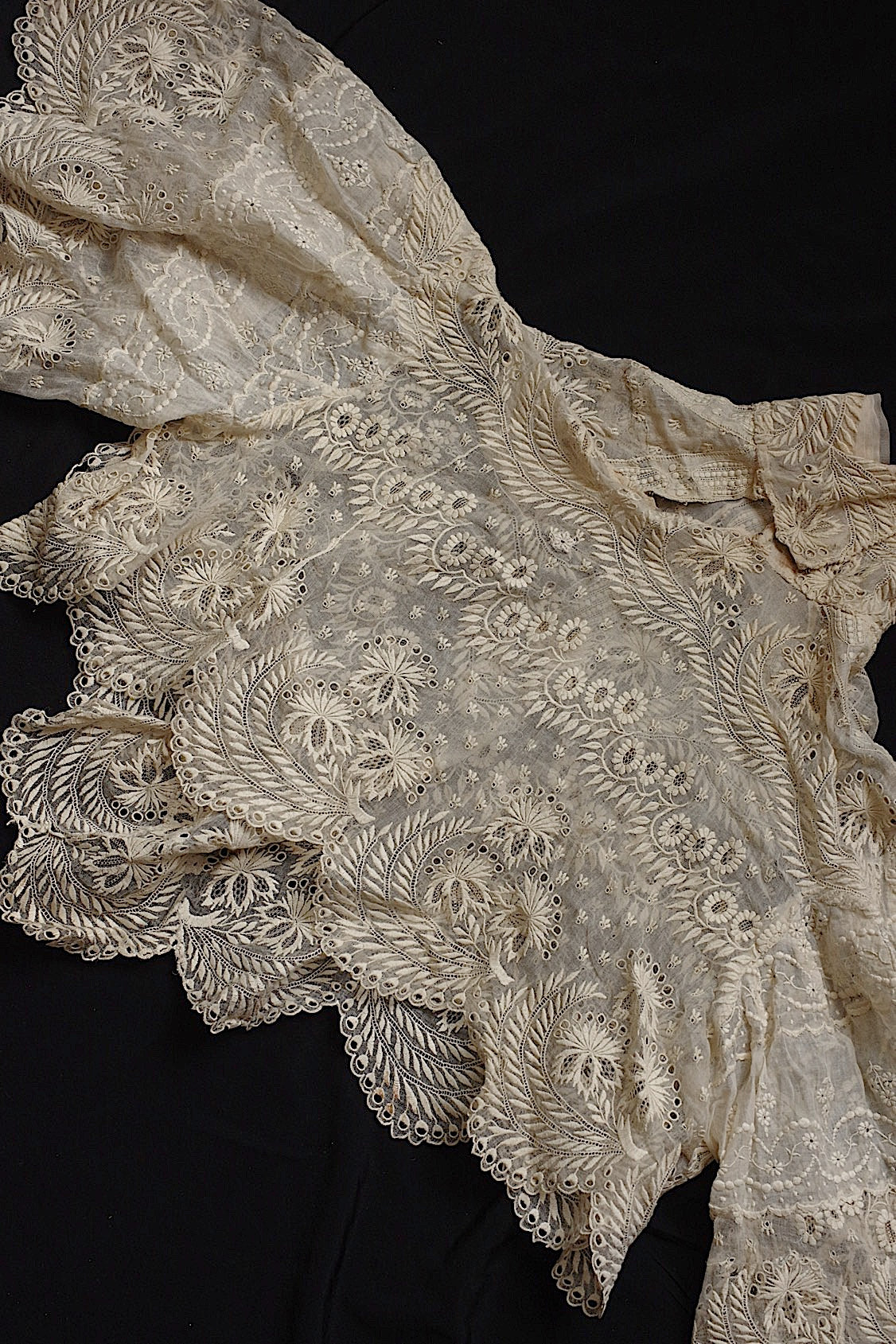 アンティークレース　dentelle antique アンティークレース　刺繍ケープ .FR a l'epoque