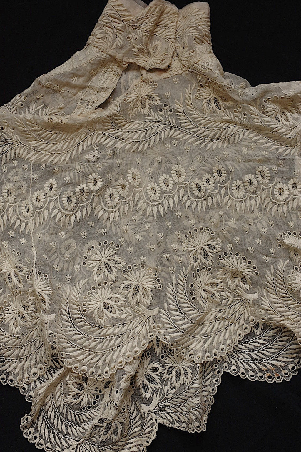 アンティークレース　dentelle antique アンティークレース　刺繍ケープ .FR a l'epoque