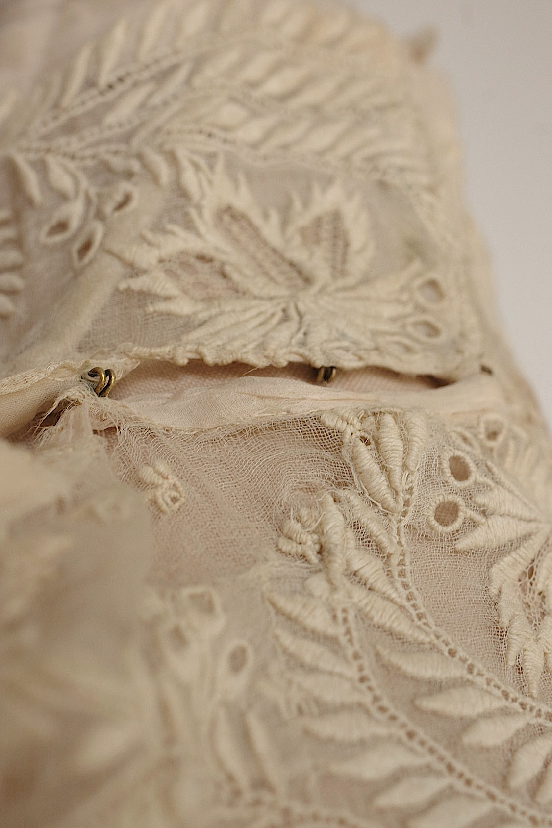 アンティークレース　dentelle antique アンティークレース　刺繍ケープ .FR a l'epoque