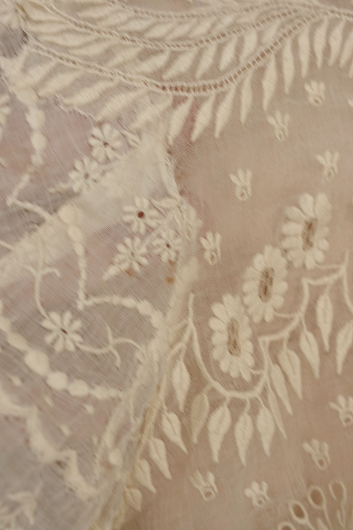 アンティークレース　dentelle antique アンティークレース　刺繍ケープ .FR a l'epoque