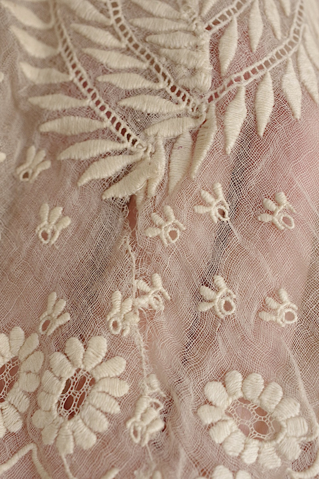 アンティークレース　dentelle antique アンティークレース　刺繍ケープ .FR a l'epoque