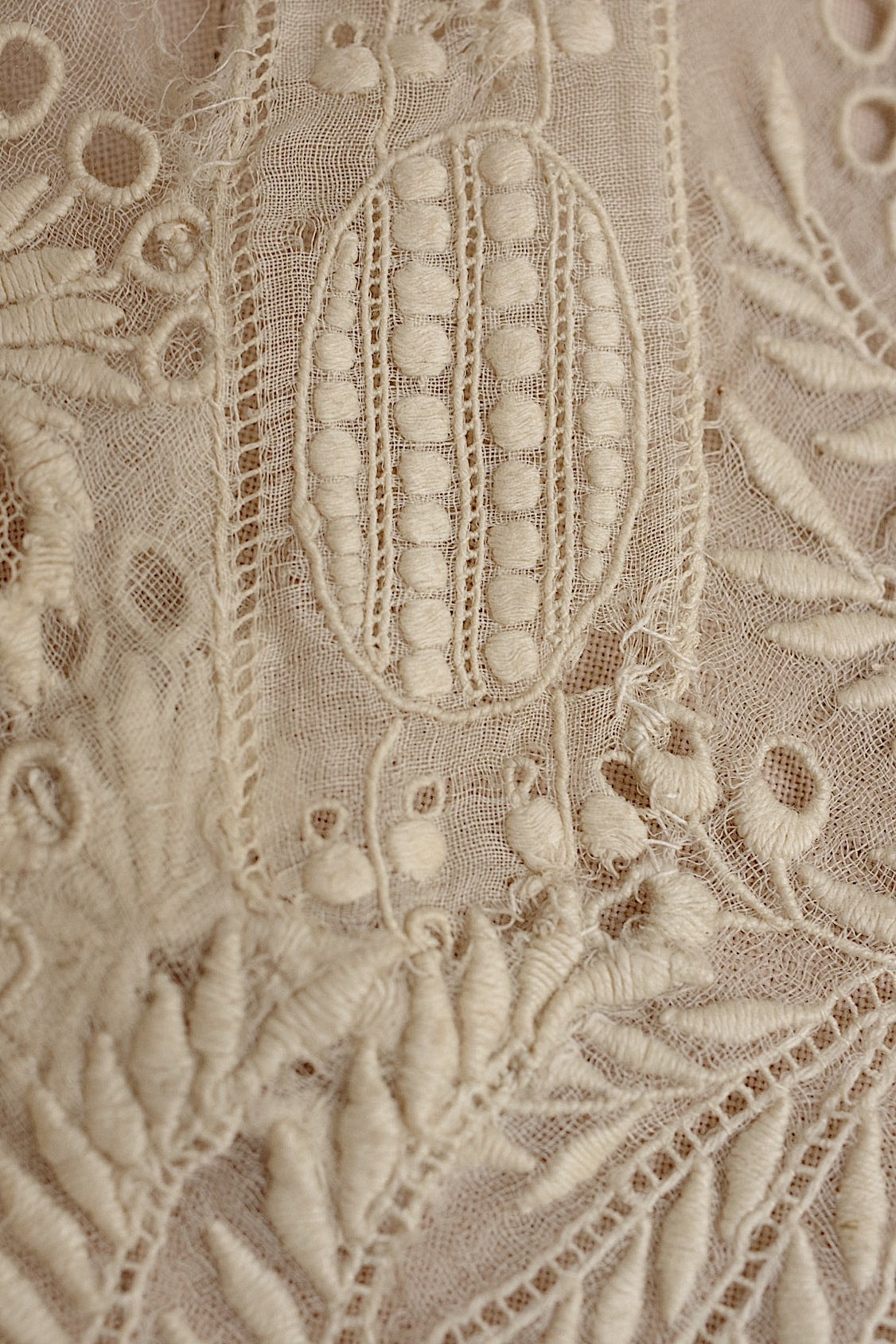 アンティークレース　dentelle antique アンティークレース　刺繍ケープ .FR a l'epoque