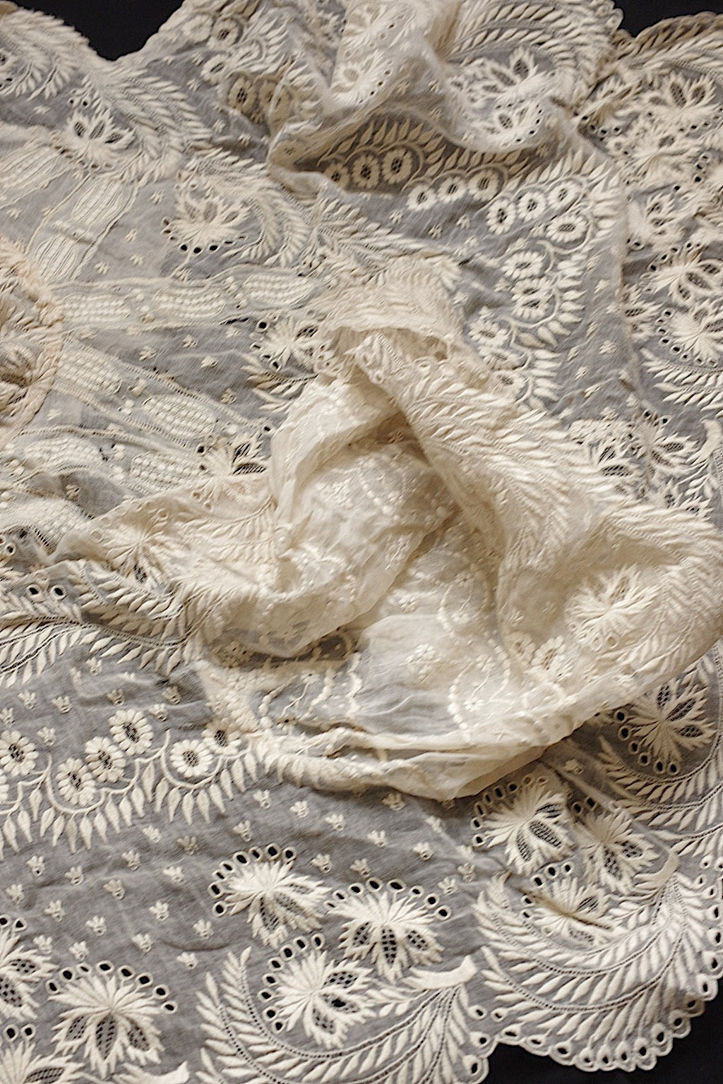 アンティークレース　dentelle antique アンティークレース　刺繍ケープ .FR a l'epoque