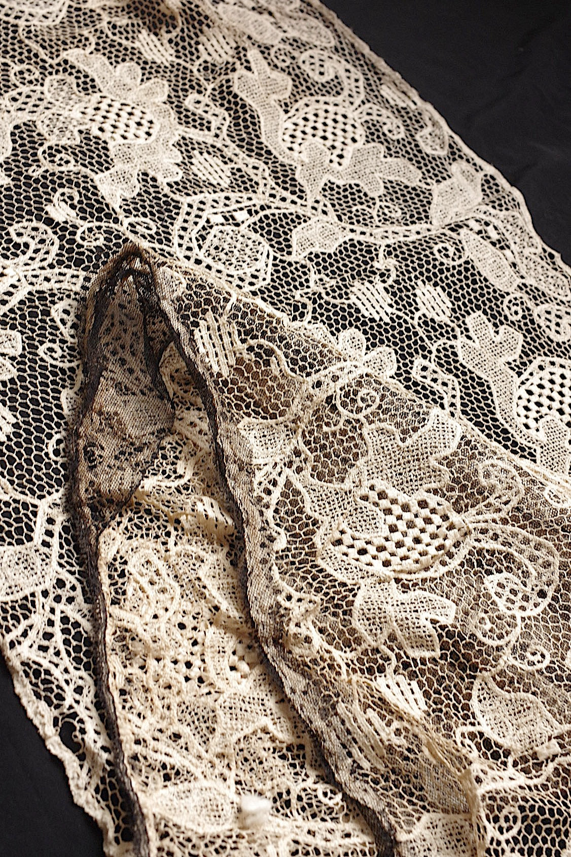 アンティークレース　dentelle antique アンティークレース　回収品　レース生地 .FR a l'epoque