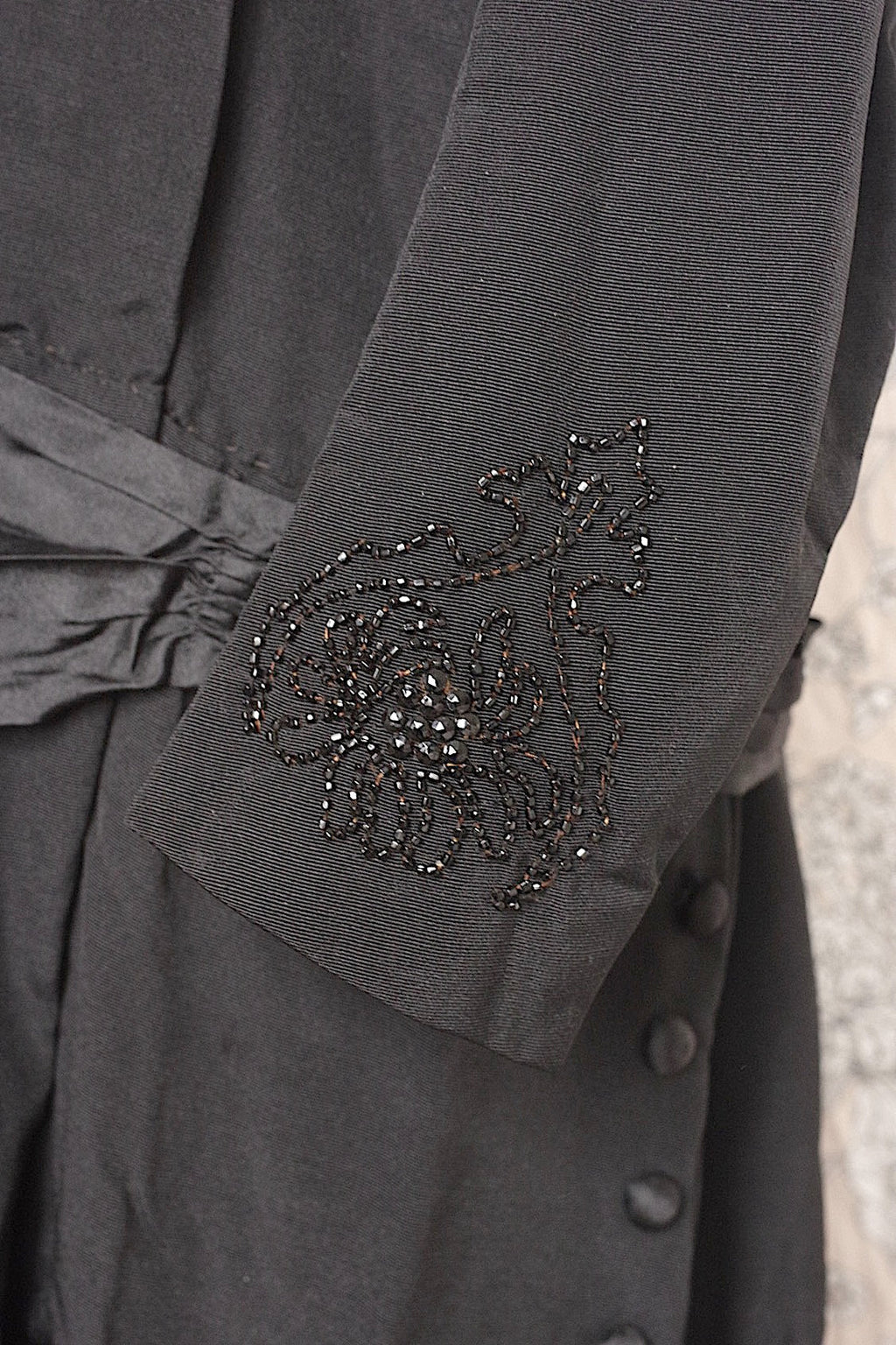 アンティーク古着　vêtement antique アンティークワンピース　くろ .FR a l'epoque