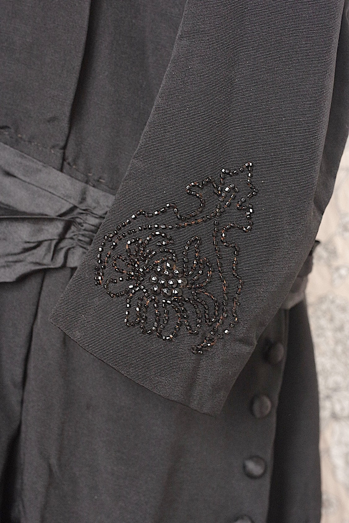 アンティーク古着　vêtement antique アンティークワンピース　くろ .FR a l'epoque