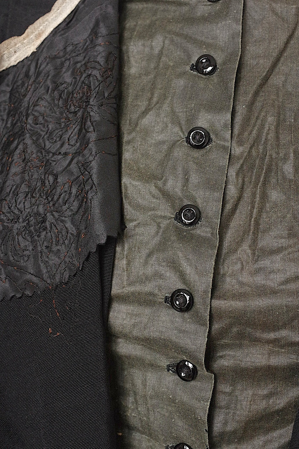 アンティーク古着　vêtement antique アンティークワンピース　くろ .FR a l'epoque