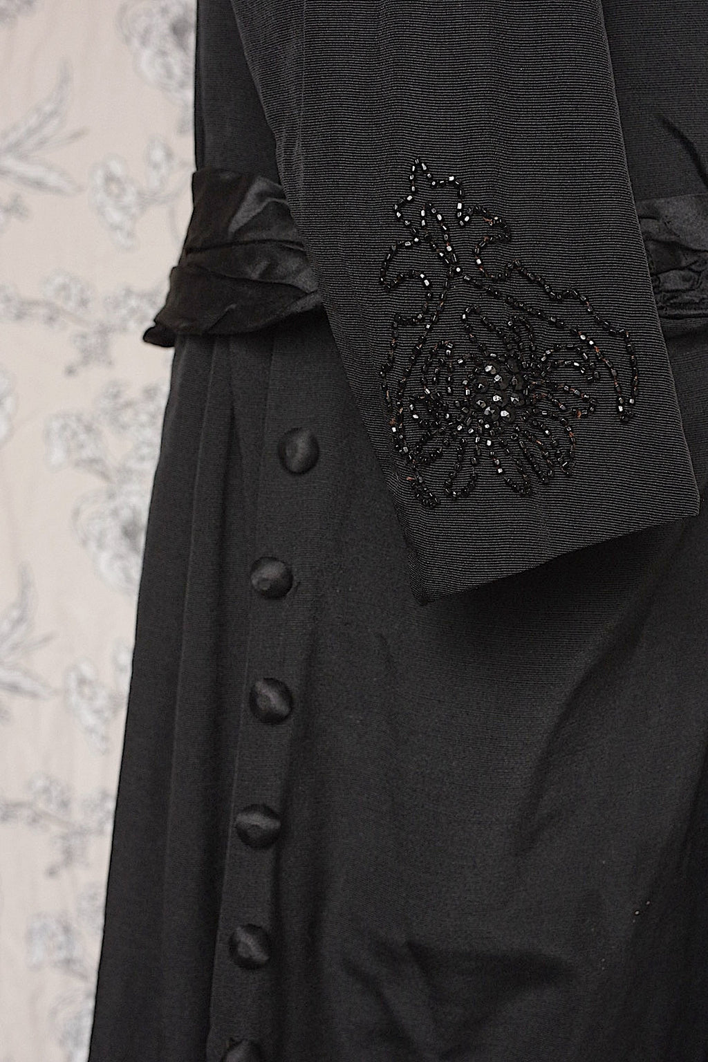 アンティーク古着　vêtement antique アンティークワンピース　くろ .FR a l'epoque