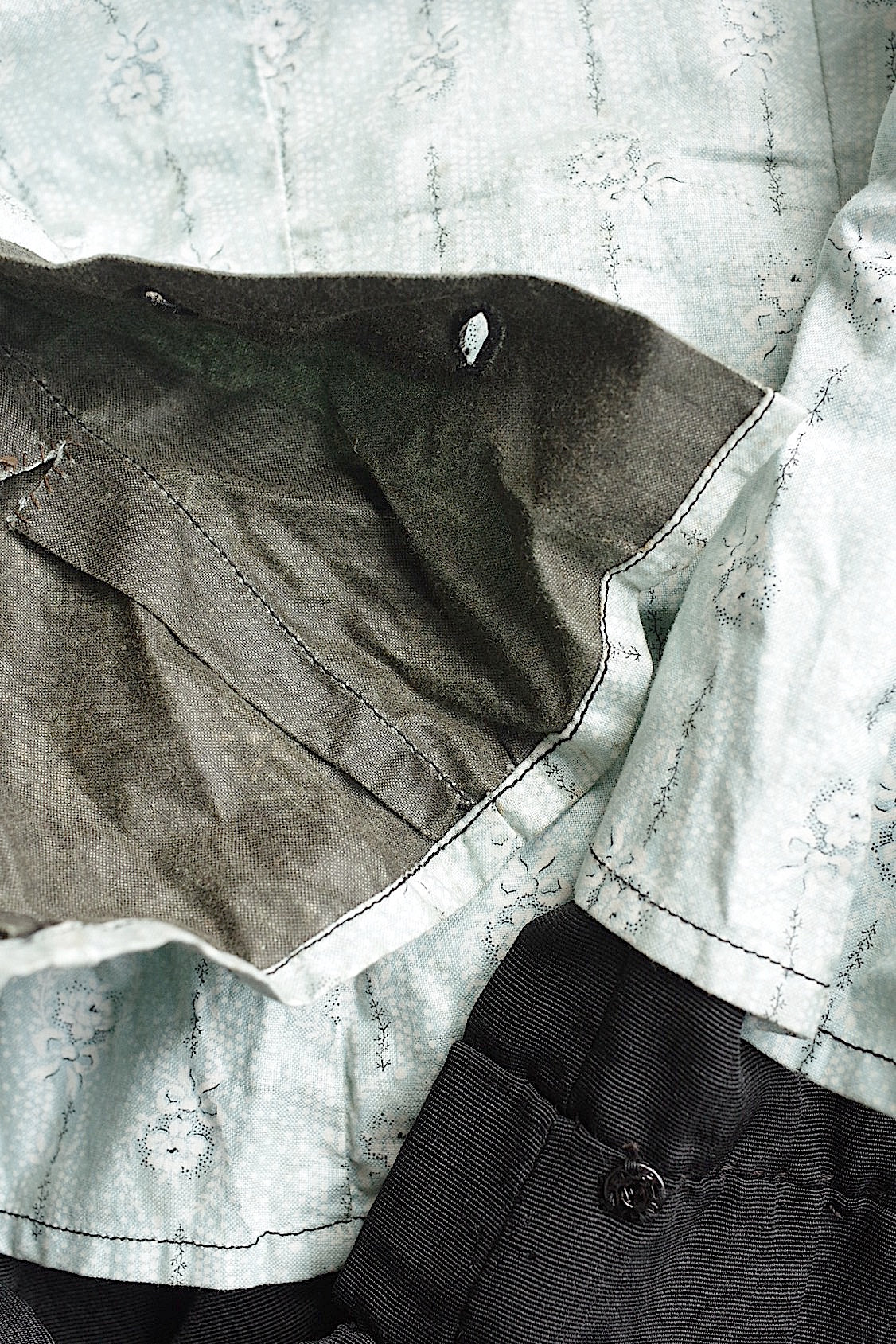 アンティーク古着　vêtement antique アンティークワンピース　くろ .FR a l'epoque
