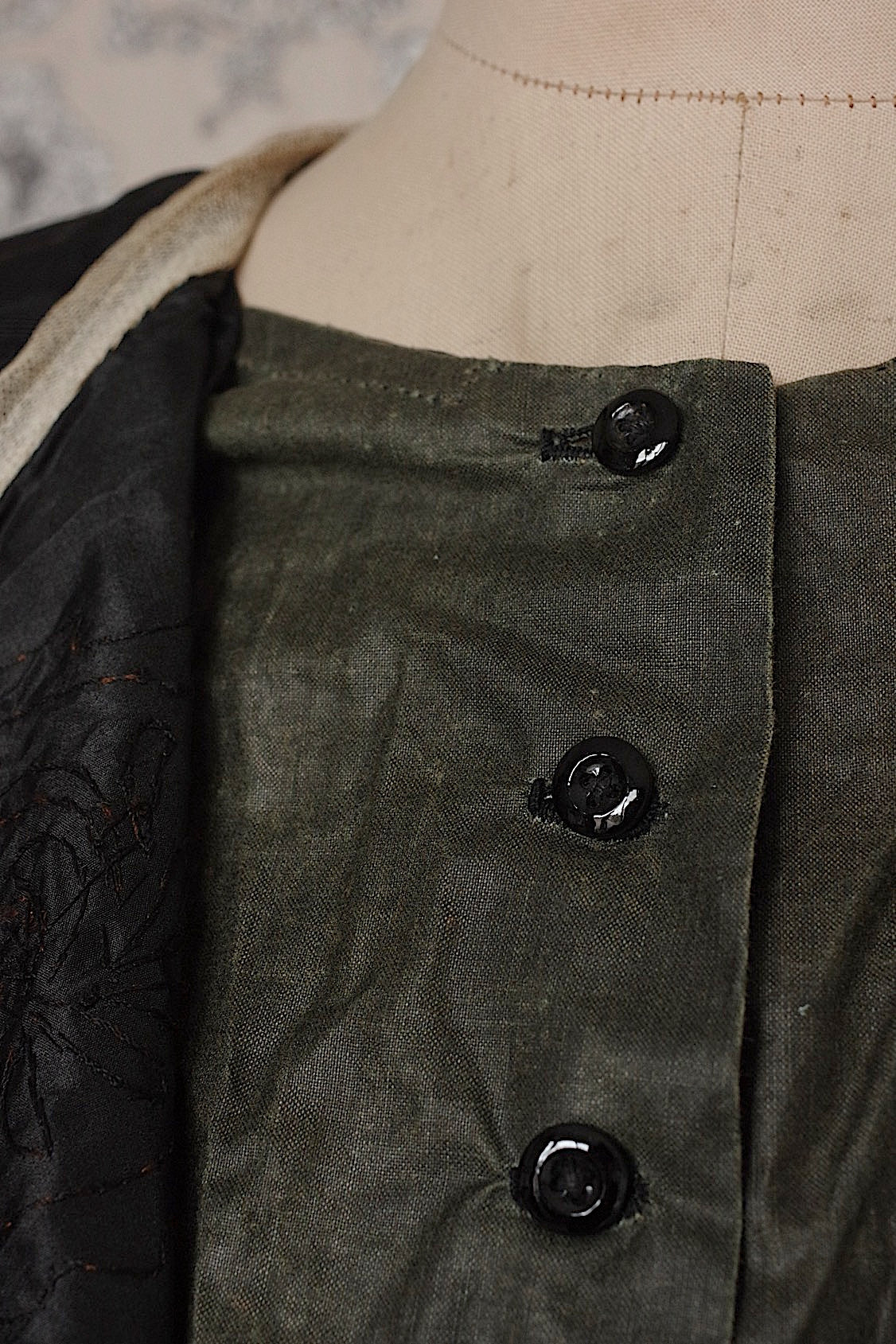 アンティーク古着　vêtement antique アンティークワンピース　くろ .FR a l'epoque