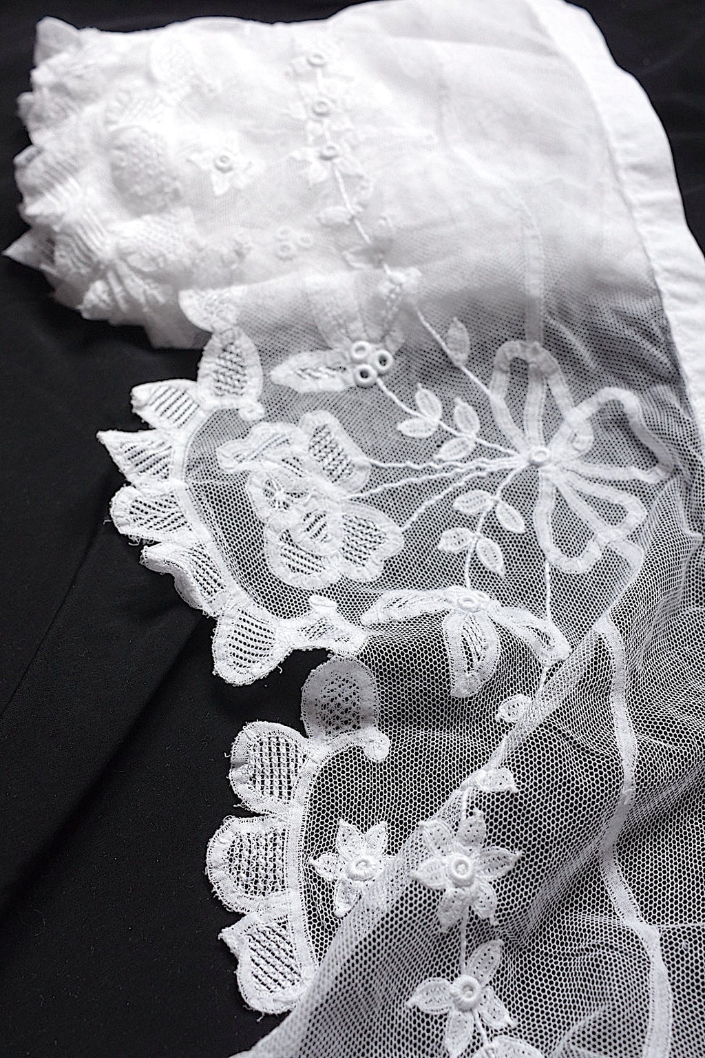 アンティークレース　dentelle antique アンティークレース　bas d'aube .FR a l'epoque