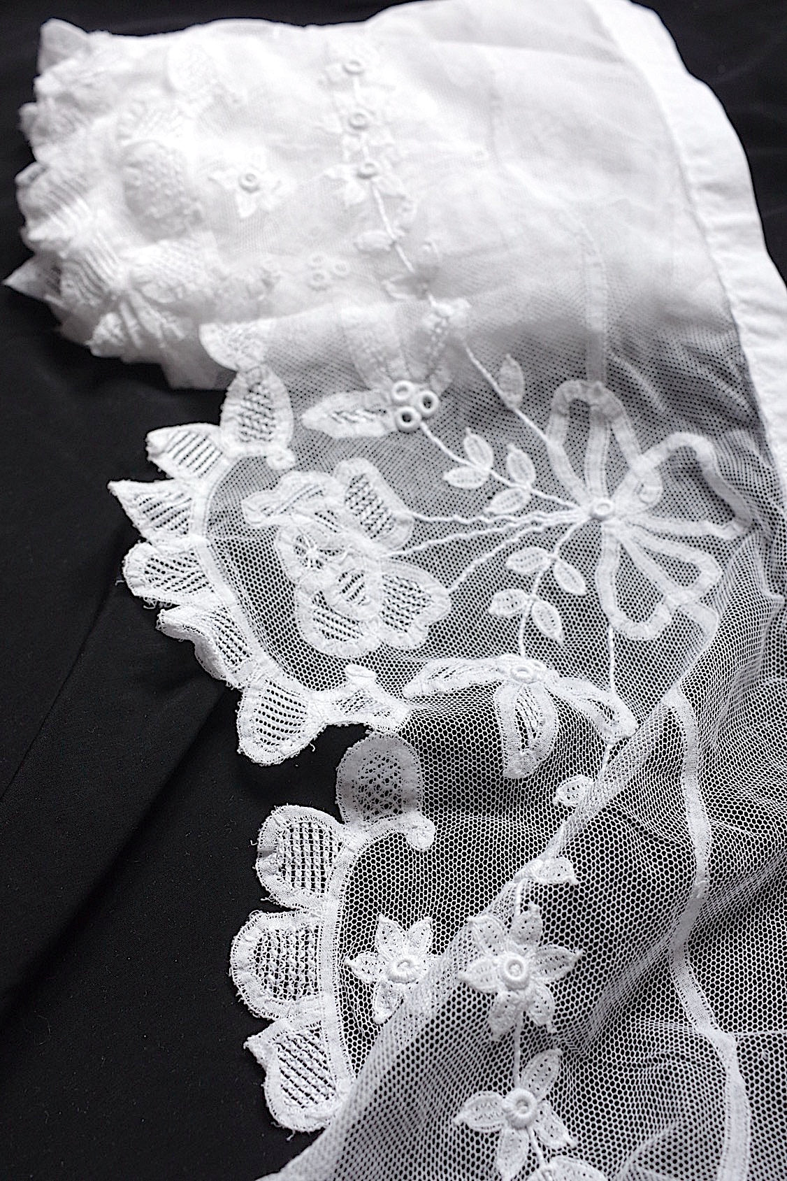 アンティークレース　dentelle antique アンティークレース　bas d'aube .FR a l'epoque