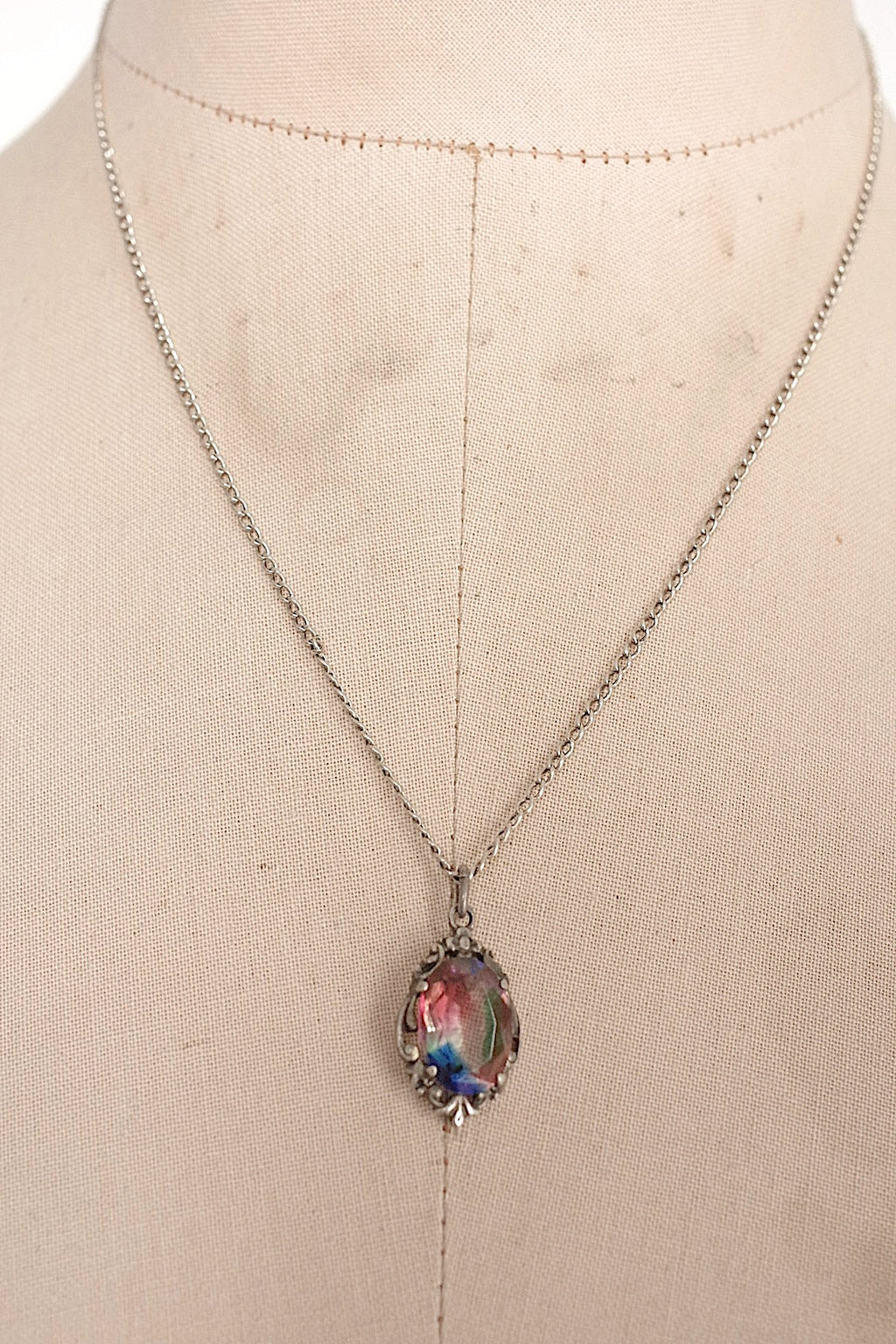 アンティークアクセサリー　collier antique アンティーク　アイリスガラス .FR a l'epoque