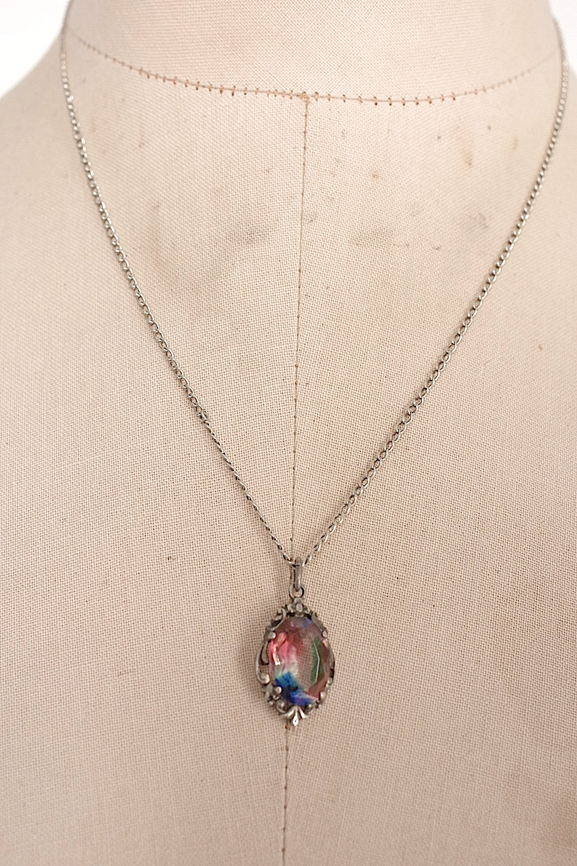 アンティークアクセサリー　collier antique アンティーク　アイリスガラス .FR a l'epoque