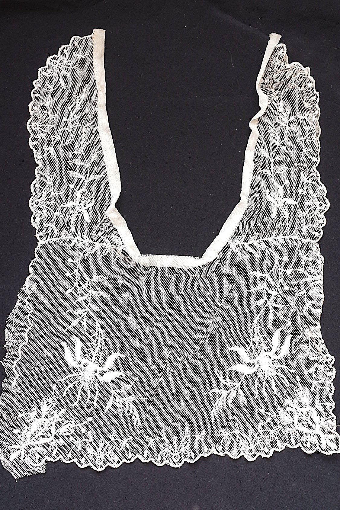 アンティークレース　dentelle antique アンティークレース 刺繍　襟lot .FR a l'epoque